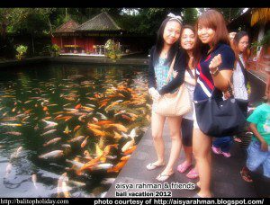 tirta-empul-aisya