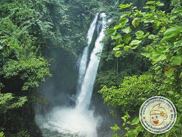 Air Terjun Aling-Aling