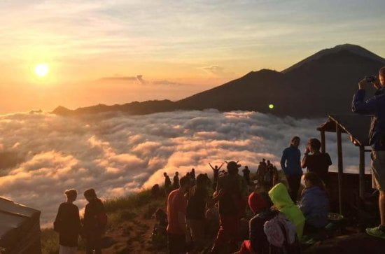 trekking gunung batur